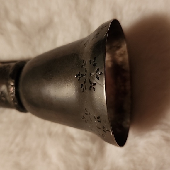VINTAGE  SANTA CLAUS   SILVER  🔔 BELL  DATED  2002 - Picture 5 of 6
